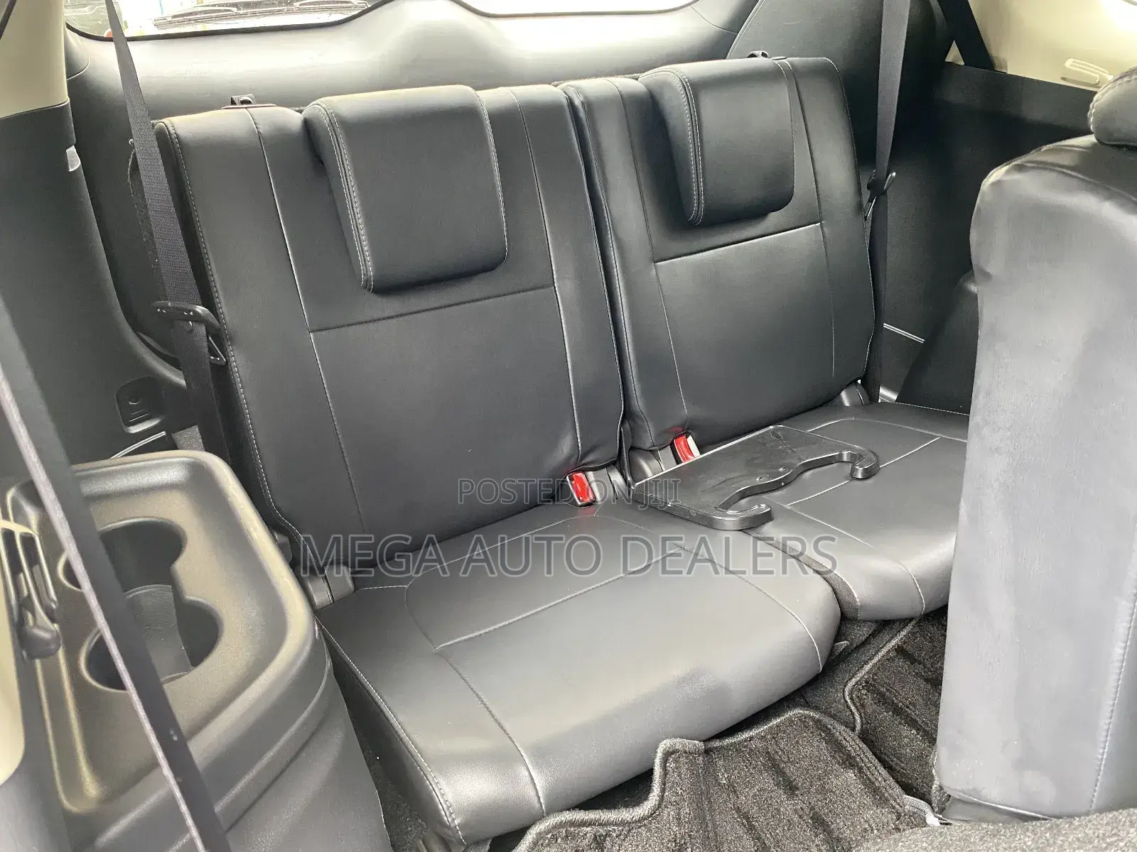 Mitsubishi Outlander 2018 White