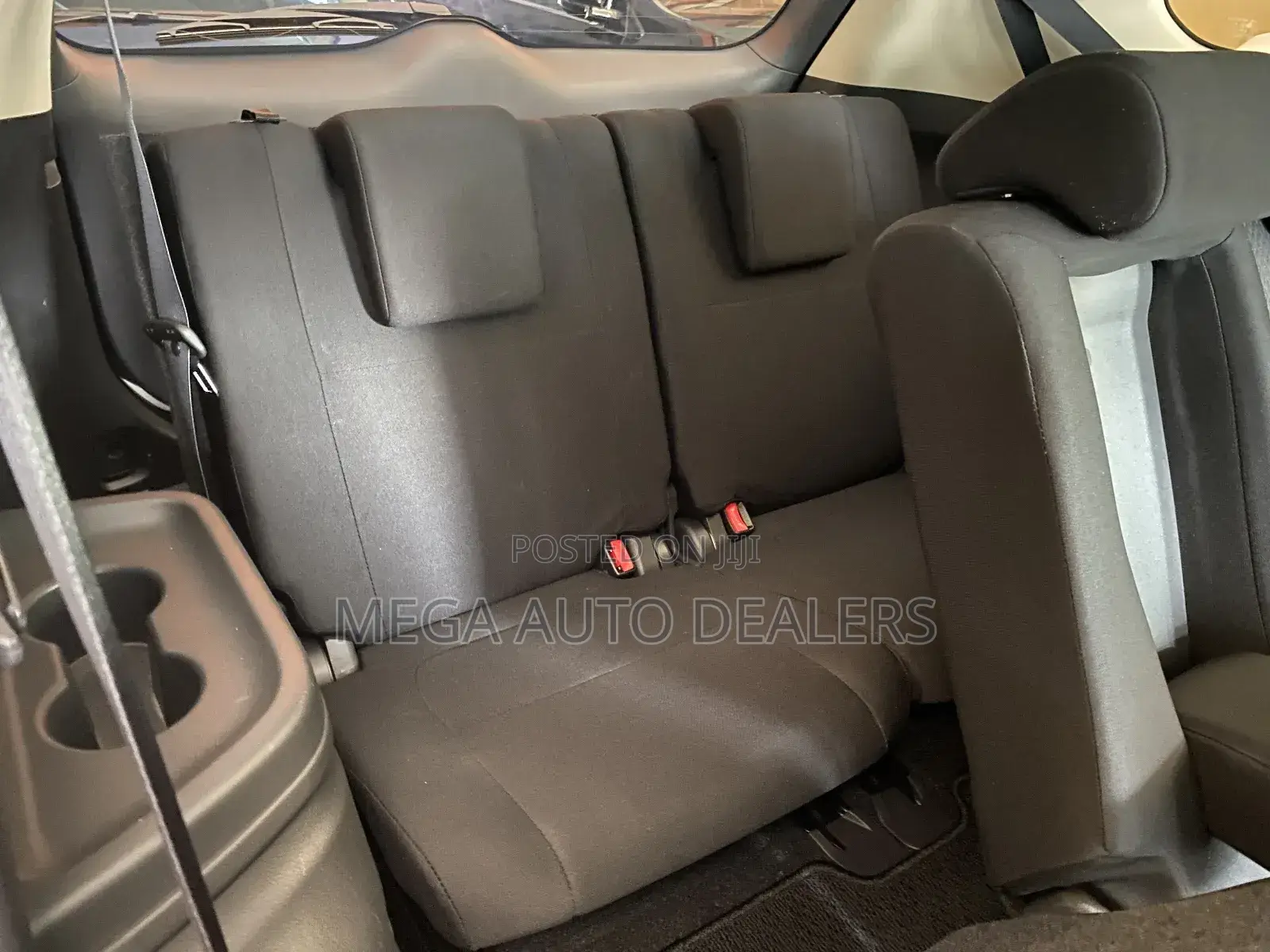 Mitsubishi Outlander 2018 White