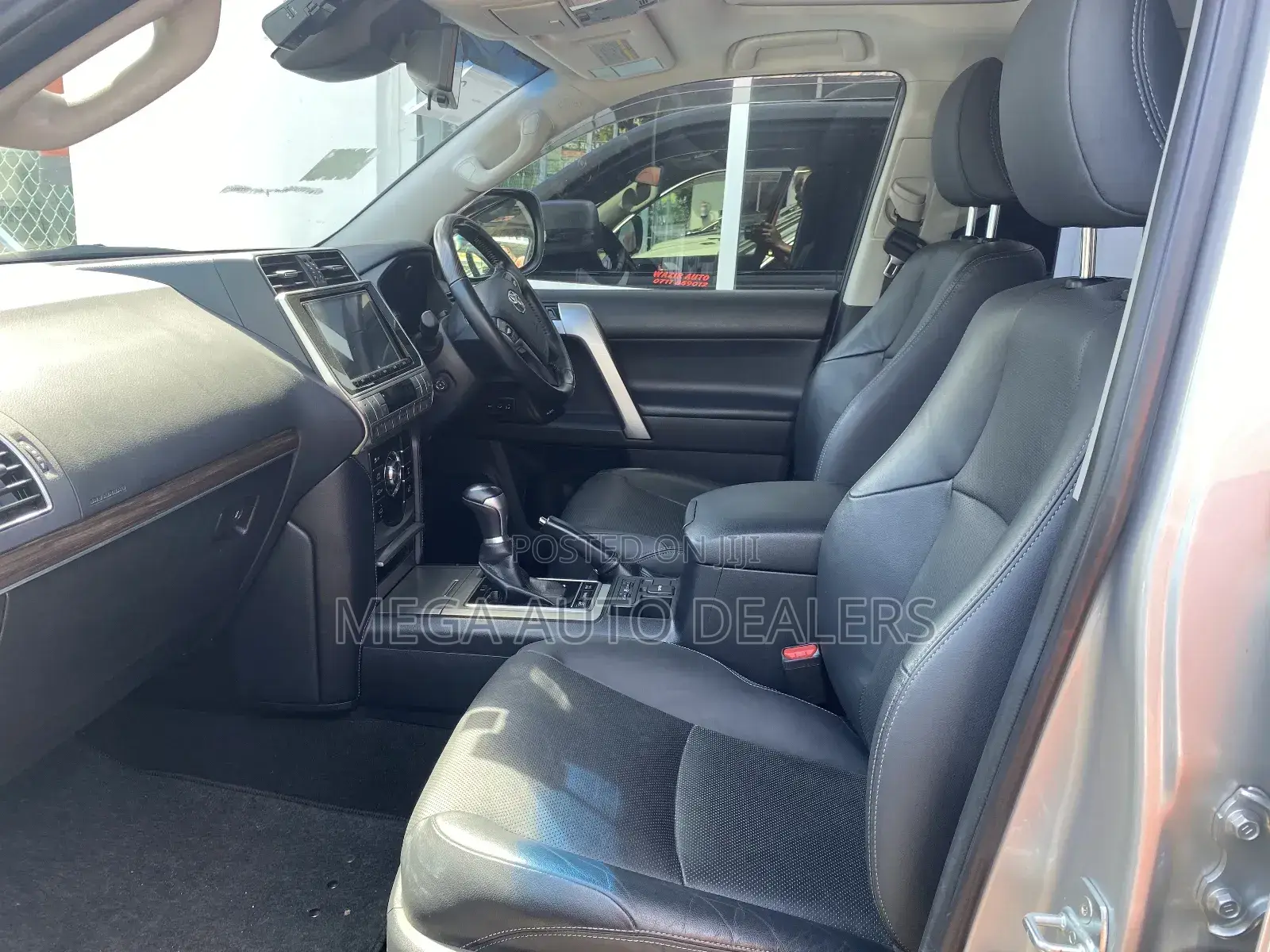 Toyota Land Cruiser Prado 2018 Silver