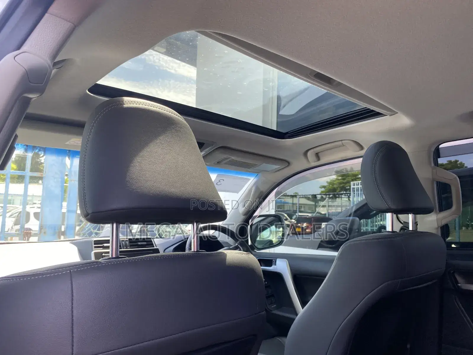 Toyota Land Cruiser Prado 2018 Silver