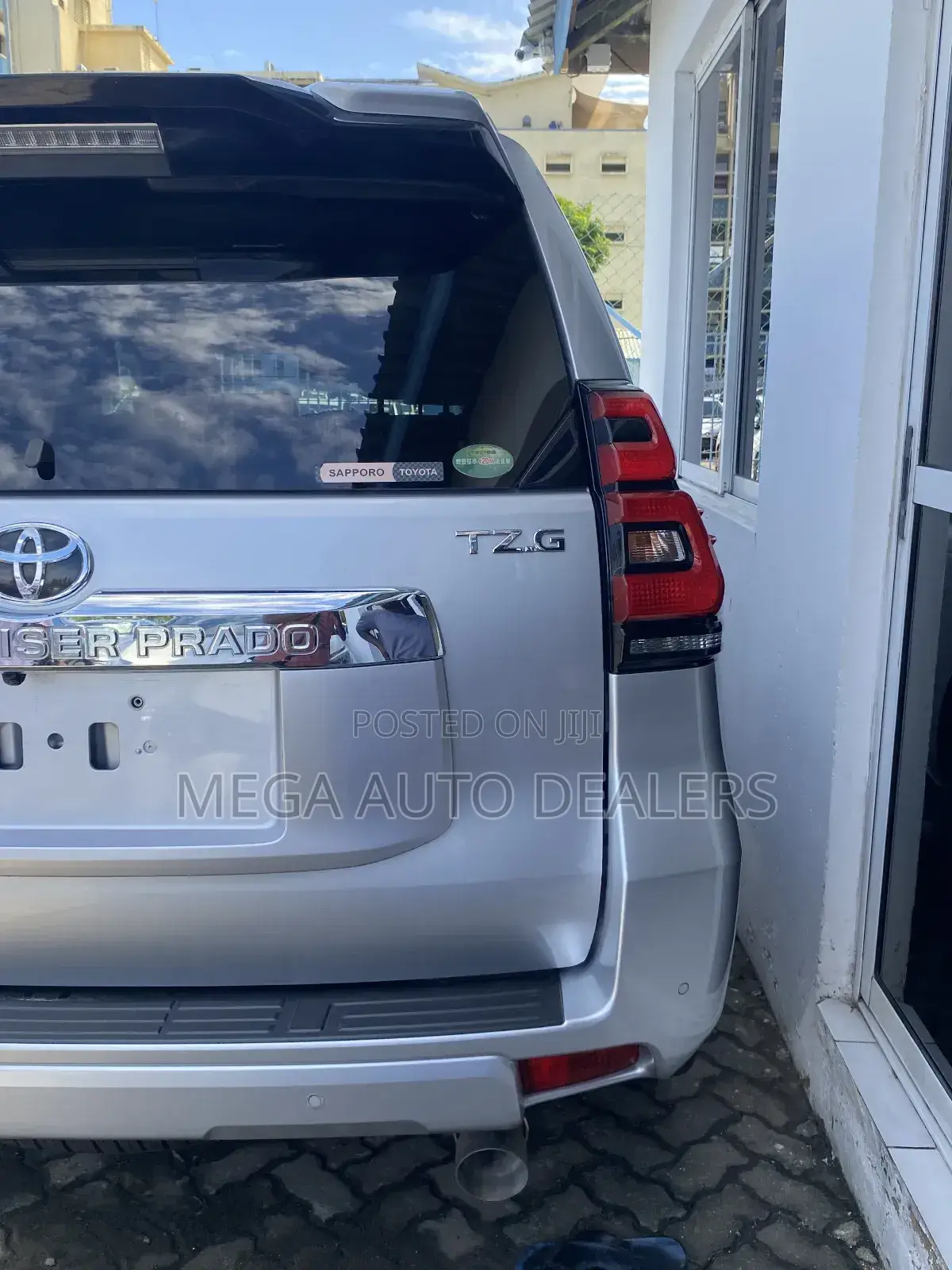 Toyota Land Cruiser Prado 2018 Silver