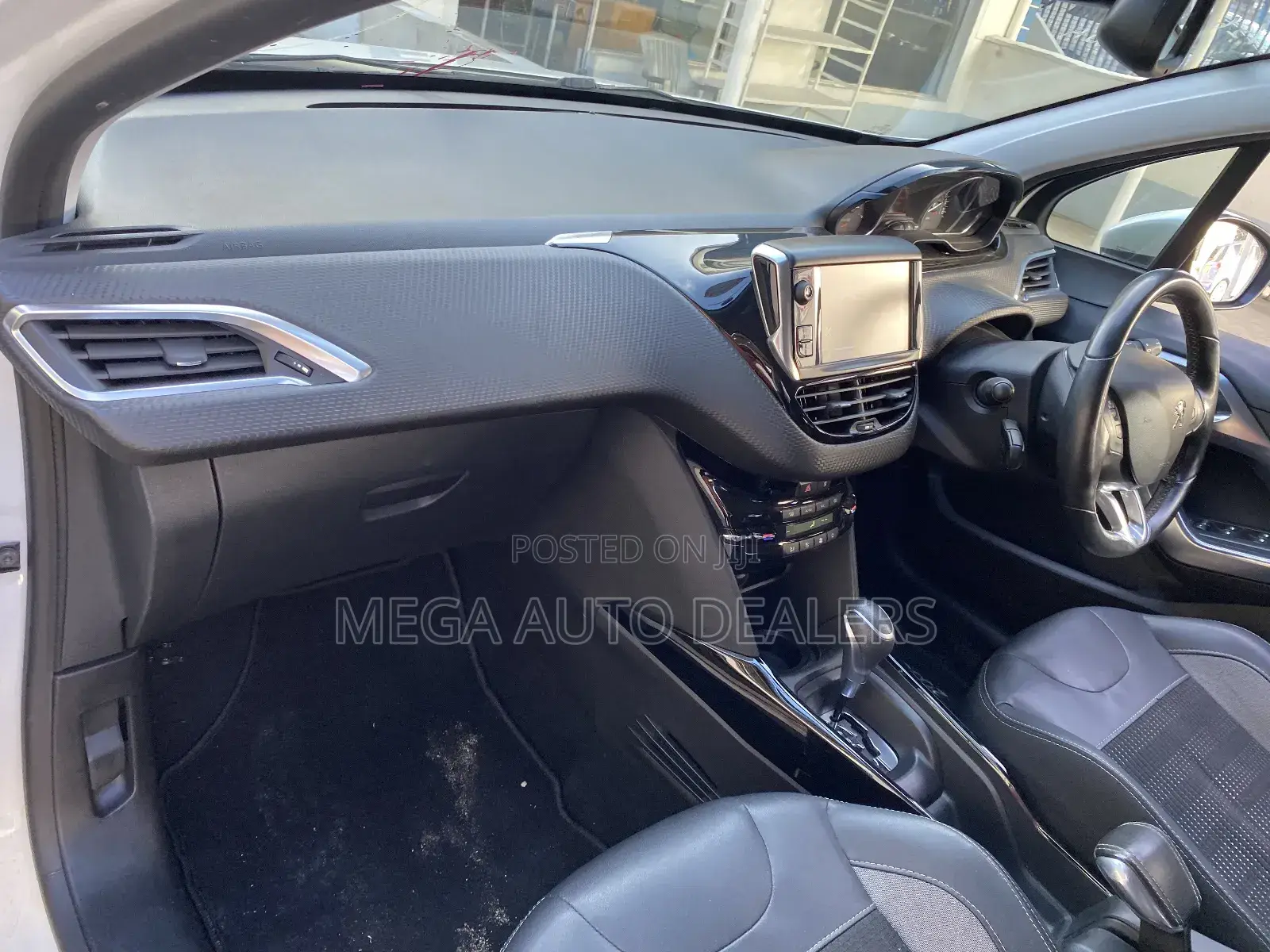 Peugeot 2008 2018 White