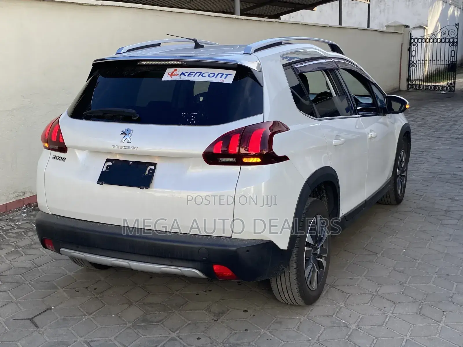 Peugeot 2008 2018 White