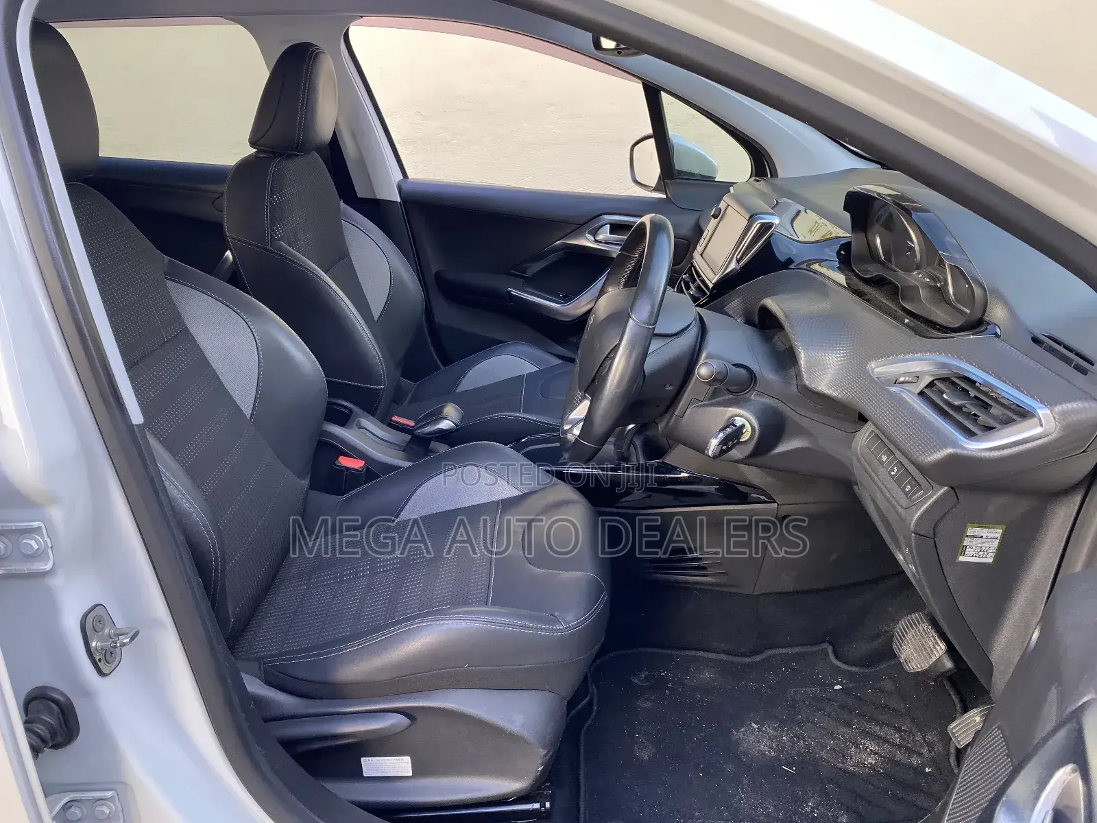 Peugeot 2008 2018 White