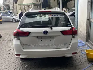 Toyota Corolla Fielder 2018 White