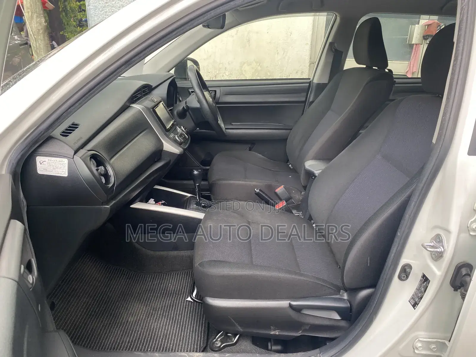 Toyota Corolla Fielder 2018 White