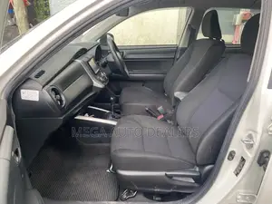 Toyota Corolla Fielder 2018 White