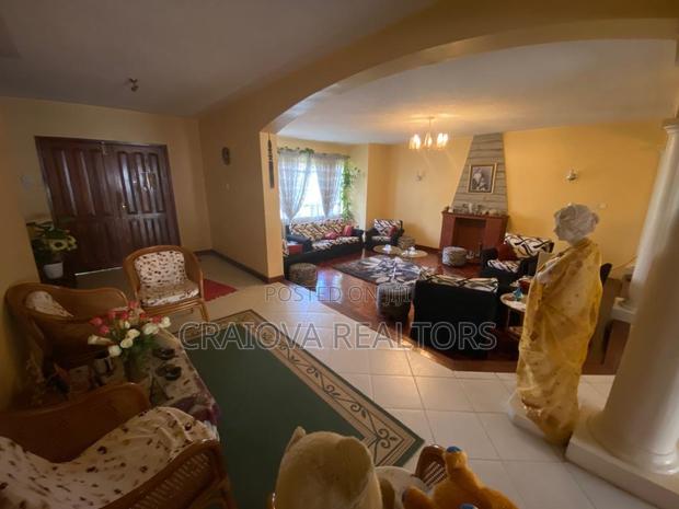 4bdrm Townhouse/Terrace in Spring Valley for sale - thumbnail 3