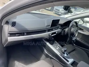 Audi A4 2018 White