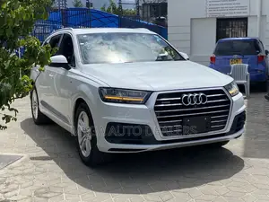 Audi Q7 2018 White