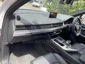 Audi Q7 2018 White