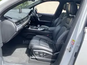 Audi Q7 2018 White