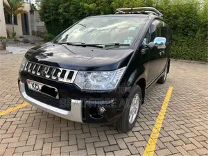Mitsubishi Delica 2010 Black