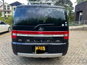 Mitsubishi Delica 2010 Black