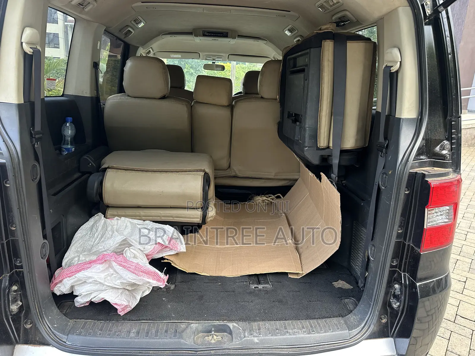 Mitsubishi Delica 2010 Black