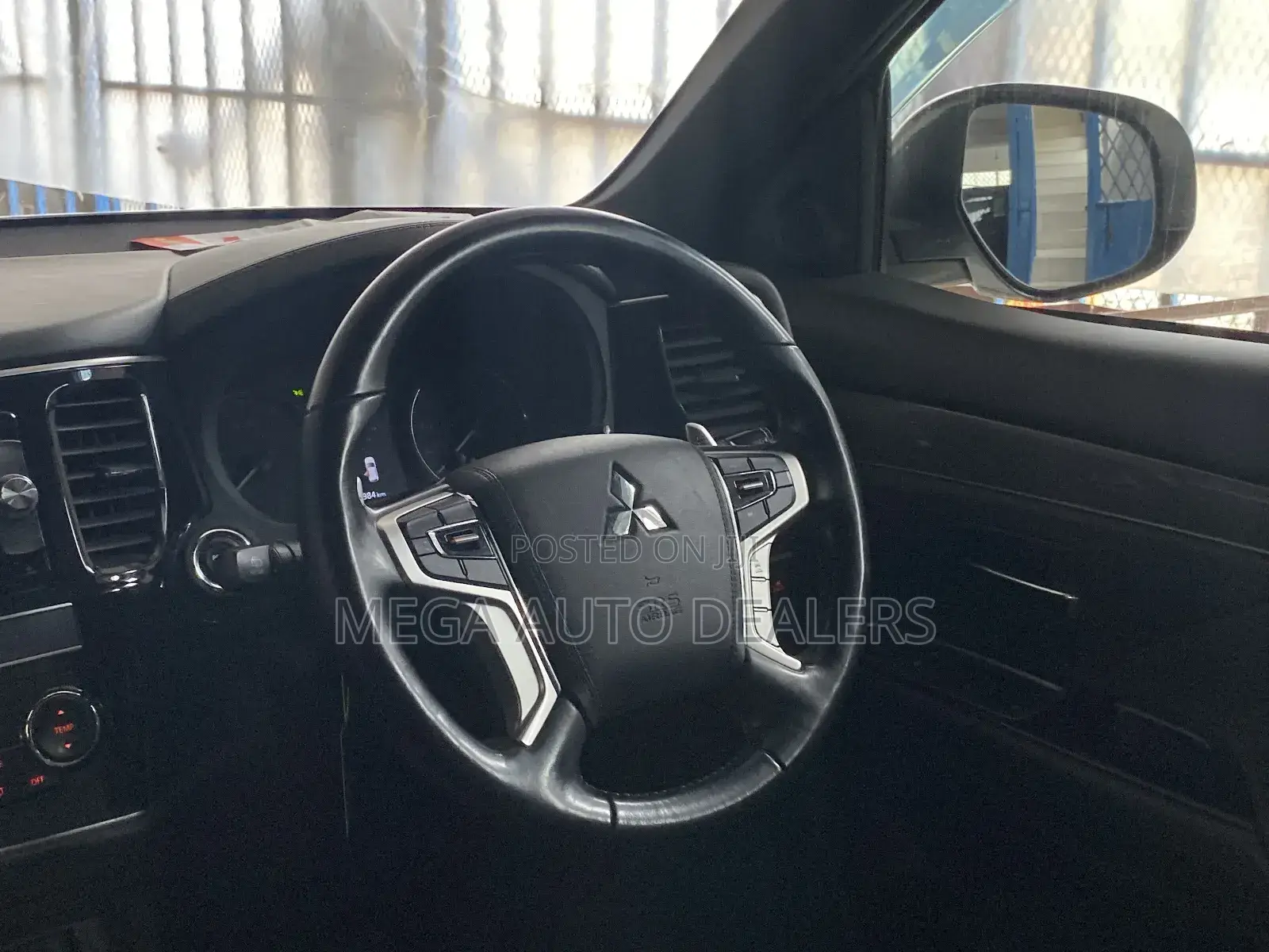 Mitsubishi Outlander 2018 White