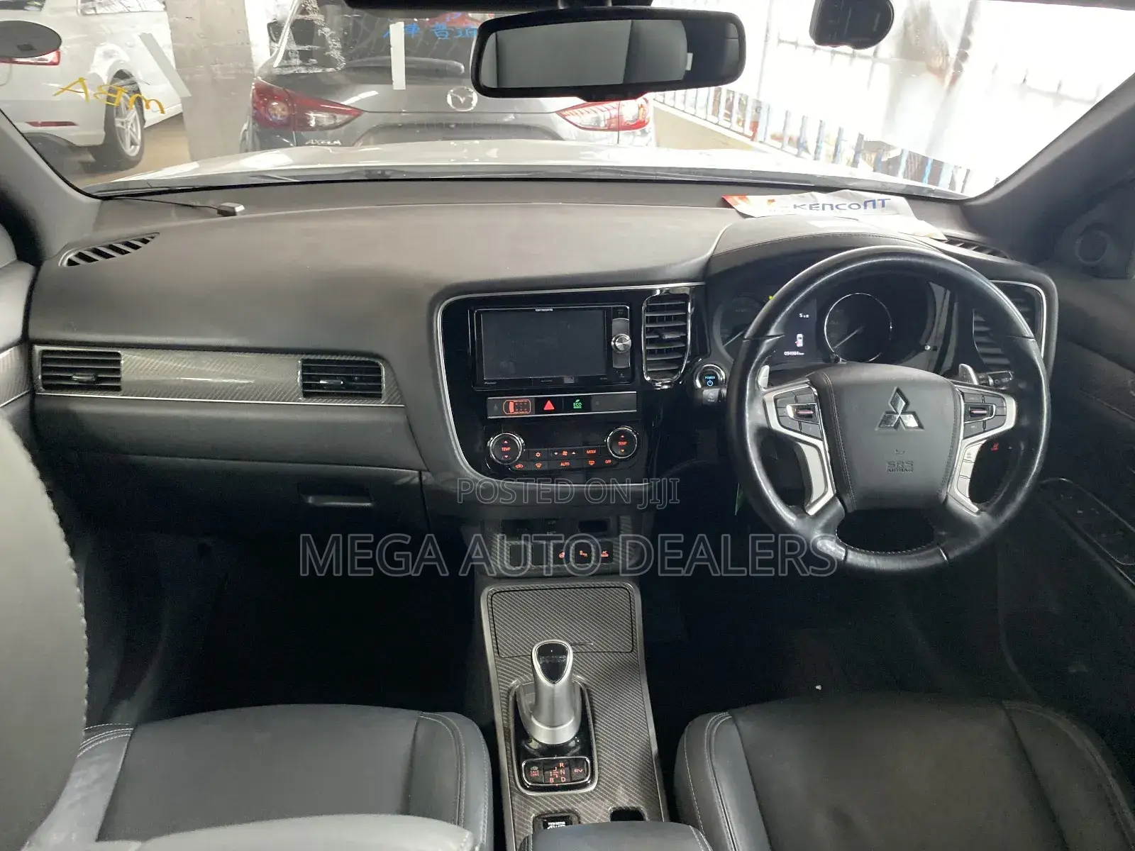 Mitsubishi Outlander 2018 White