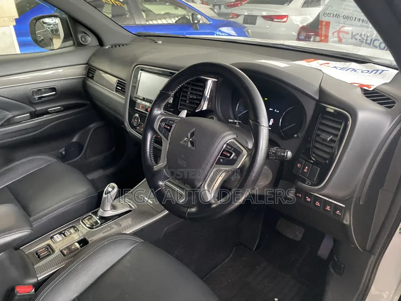 Mitsubishi Outlander 2018 White
