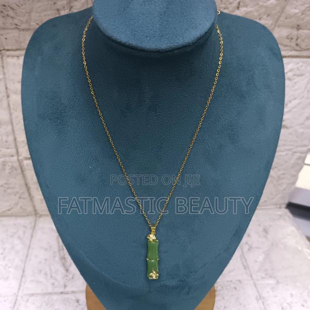 Green Pendant Necklace - main view