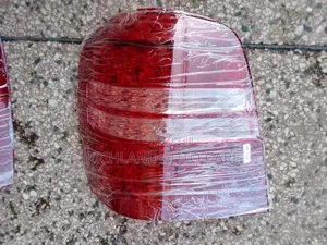 Toyota Kluger Taillight Lens