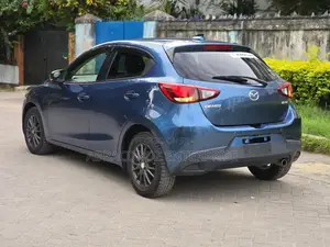 Mazda Demio 2018 Blue