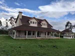 4bdrm Mansion in Oloirien, Birika, Kiserian for sale