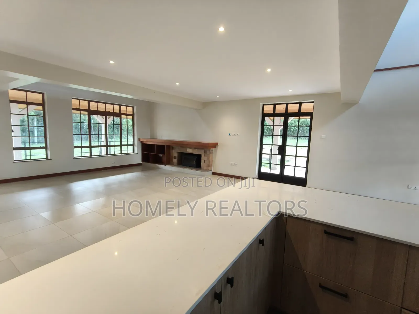 4bdrm Mansion in Oloirien, Birika, Kiserian for sale