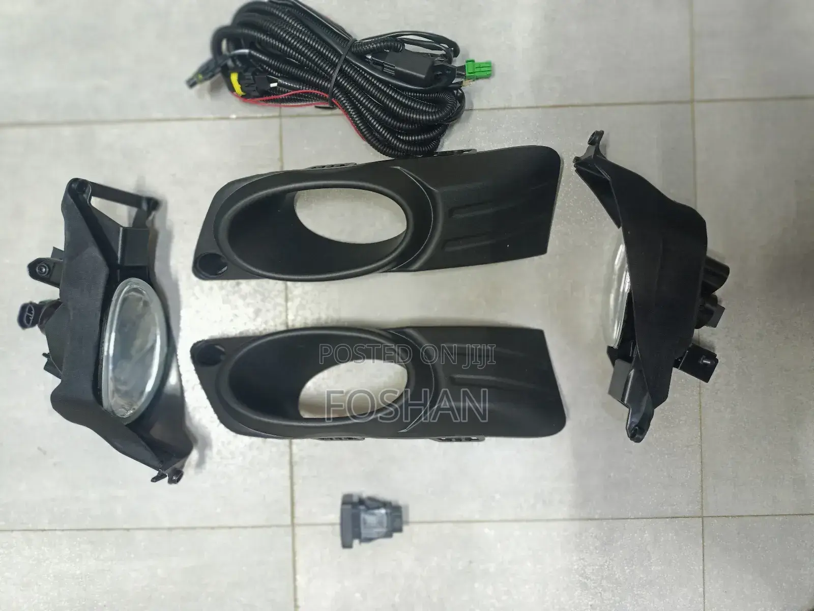 Honda Fit Shuttle 2011-2014 Foglights