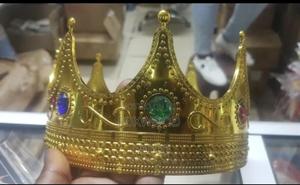 Kids Plastic King Crown - main view
