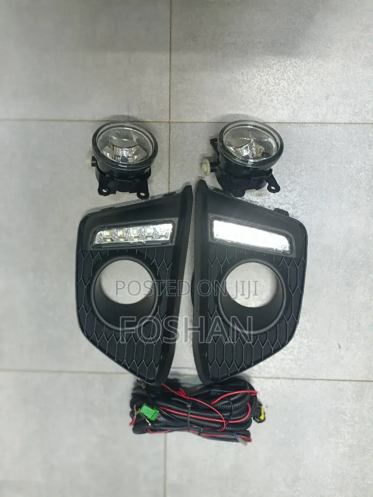 Honda Fit 2015 Foglights