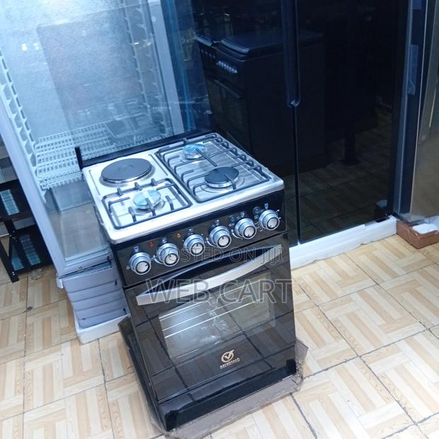 Saratech 50x55 3+1 Standing Cooker