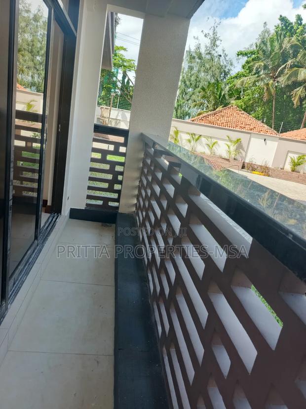 3bdrm Apartment in Affluent Nyali for rent - thumbnail 13