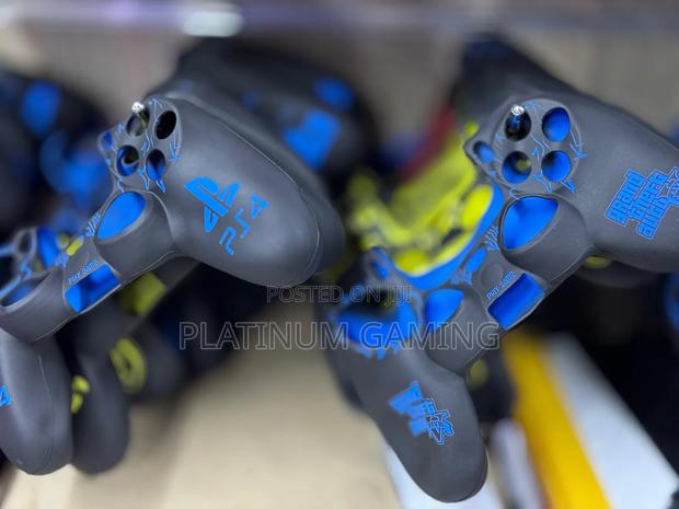 Decorative Pad Covers For Ps4 Controllers - main view