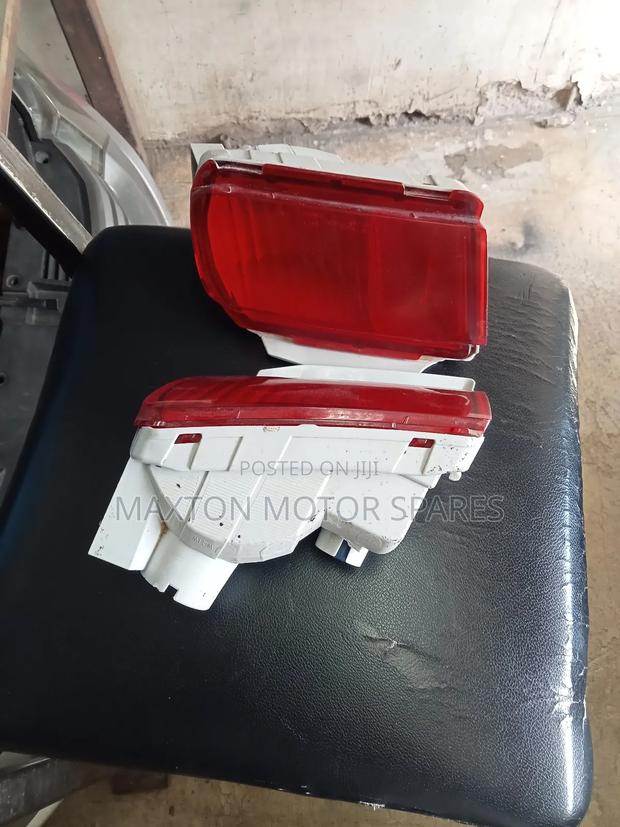 Prado 150/ 160 Rear Bumper Reflectors - thumbnail 2