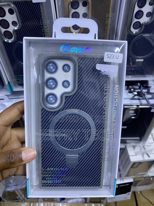 Flurika Galaxy S23 Ultra Carbon Fiber Pattern Magsafe Stand - main view