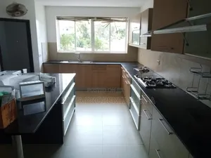 5bdrm Apartment in Nyali for rent