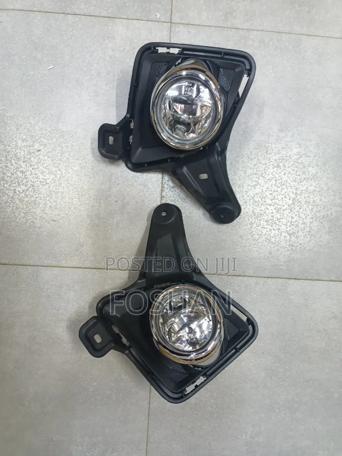 Hiace 2012 Foglight