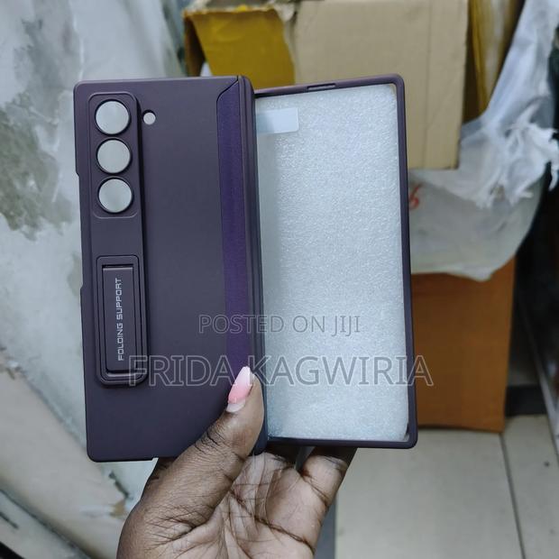 Samsung Fold 6 Back Casewith Stand And Front Protector - thumbnail 2