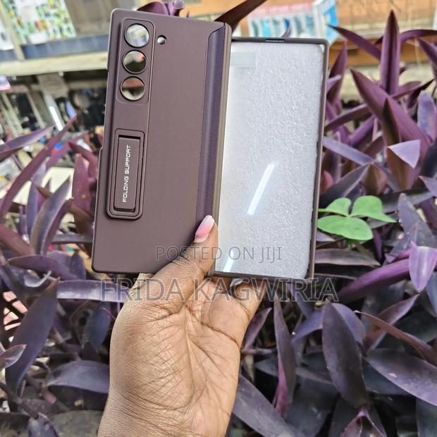 Samsung Fold 6 Back Casewith Stand And Front Protector - thumbnail 3