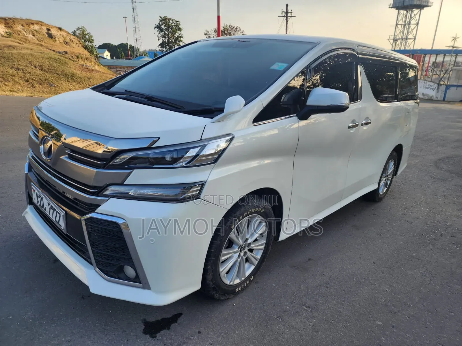 Toyota Vellfire 2016 White