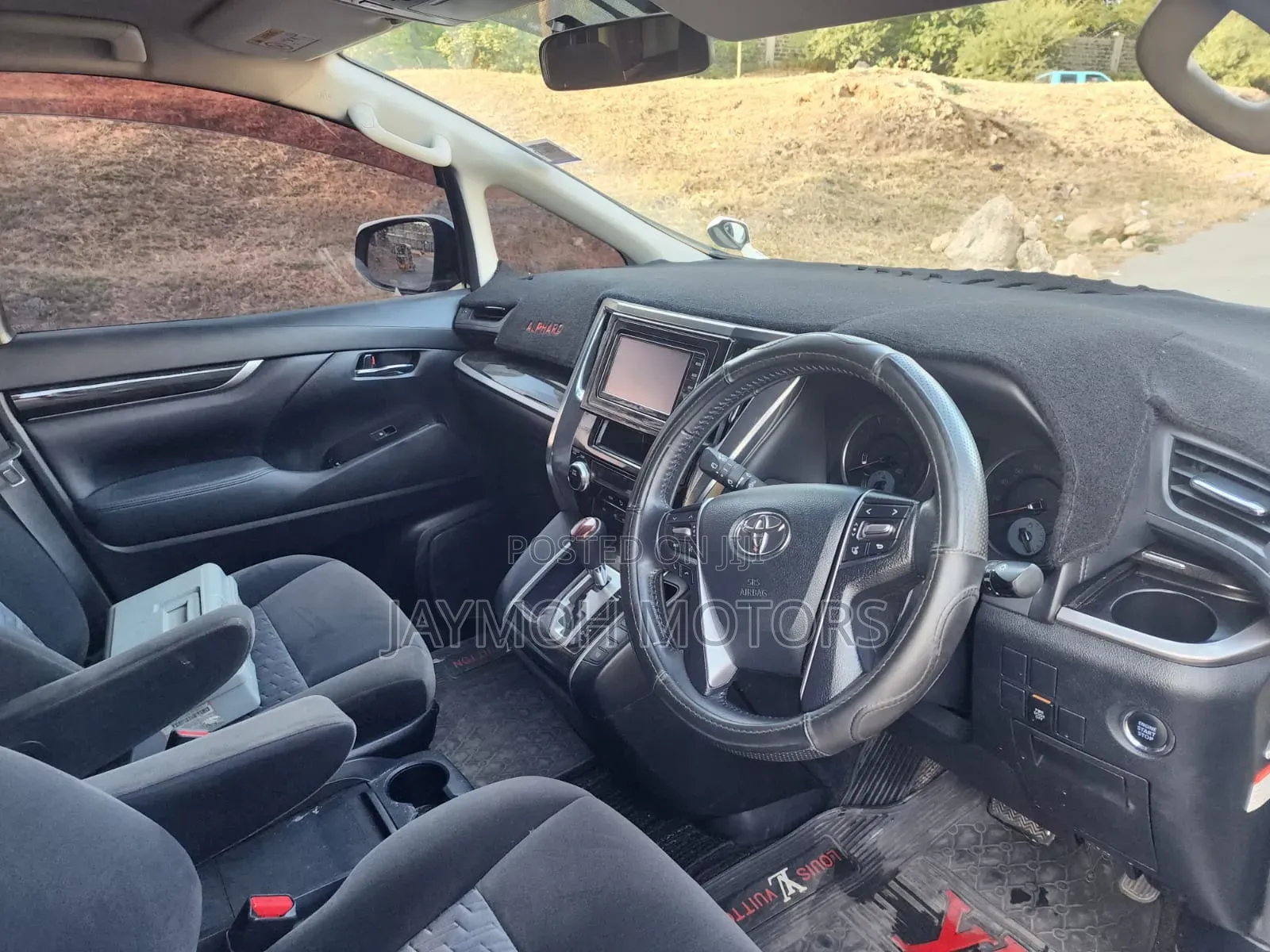 Toyota Vellfire 2016 White