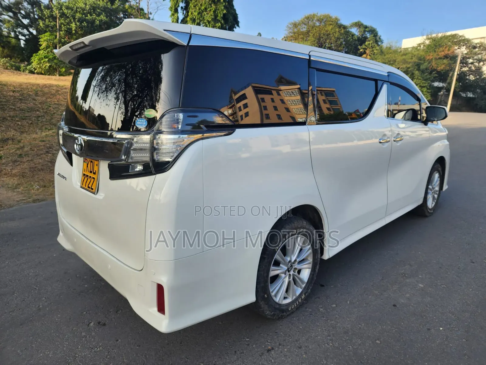 Toyota Vellfire 2016 White