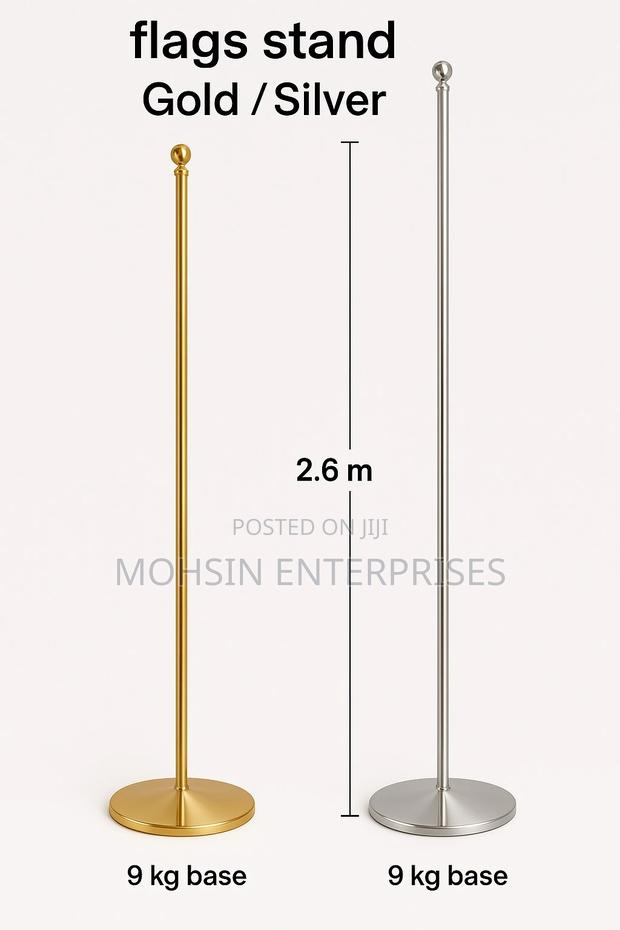 Professional Gold/Silver Flag Stand – 2.6m Adjustable | 9kg - thumbnail 2