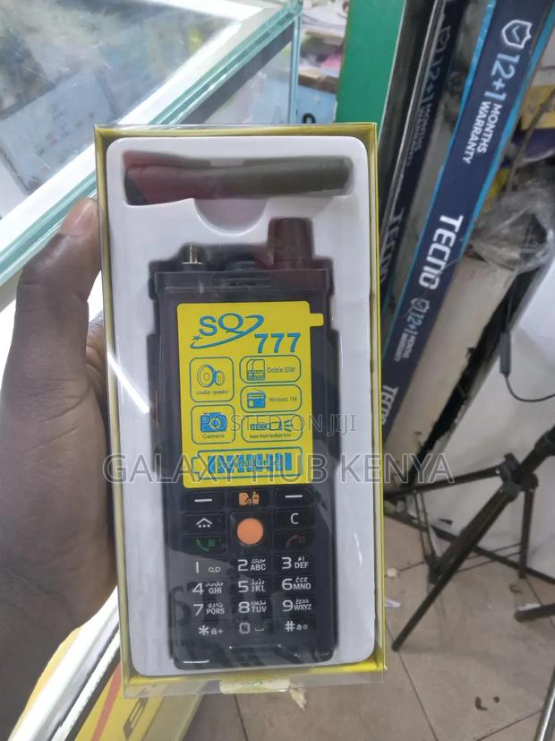 New SQ 7700 8 GB Black - main view