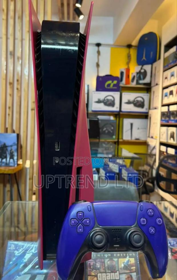 Maroon Playstation 5 Slightly Used - main view