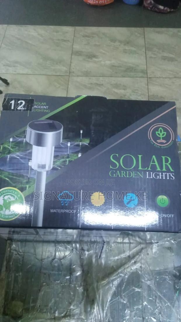 12pcs Pathway Solar Lights - thumbnail 5