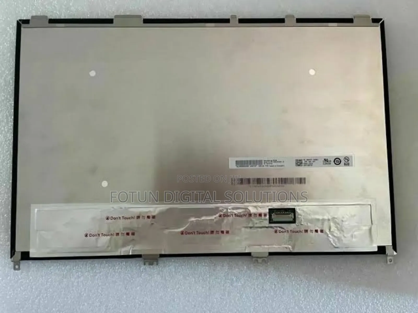 10.1” Slim Display – Perfect Fit for Small-Sized Devices