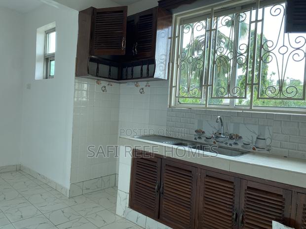 3bdrm Apartment in Nyali for rent - thumbnail 11