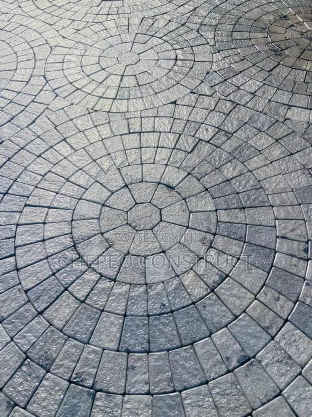 Cobblestone Paving Works - thumbnail 2