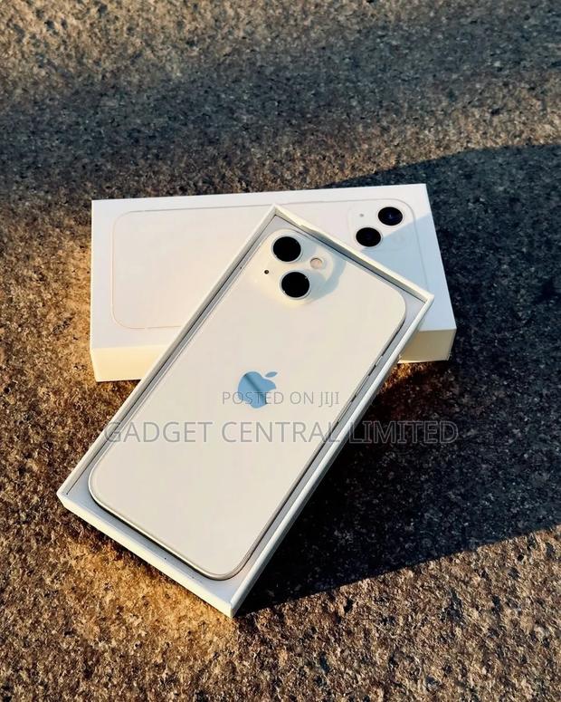 New Apple iPhone 13 128 GB White - thumbnail 2